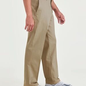 Dockers Men's Khaki Chinos